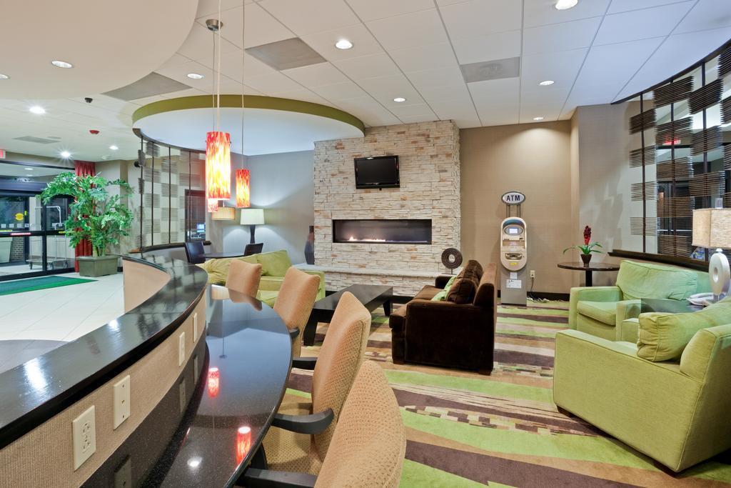 Holiday Inn Olathe Medical Center Ресторан фото